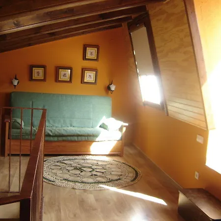 Casa Laure Y Mª Jose