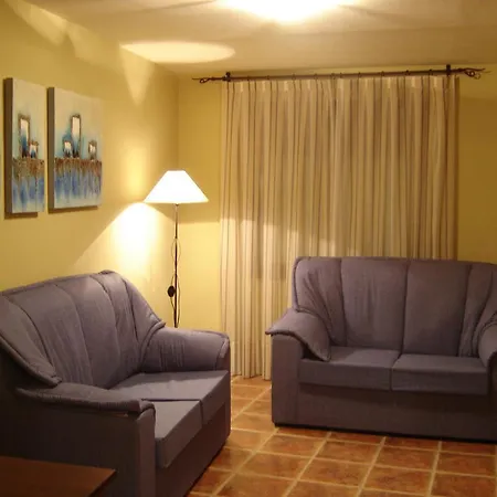 Casa Laure Y Mª Jose Arens de Lledo