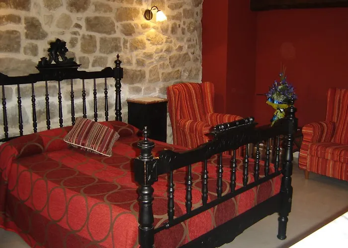 Casa Laure Y Mª Jose